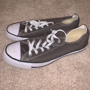 Converse Chuck Taylor All Star Lo Sneaker. Grey.